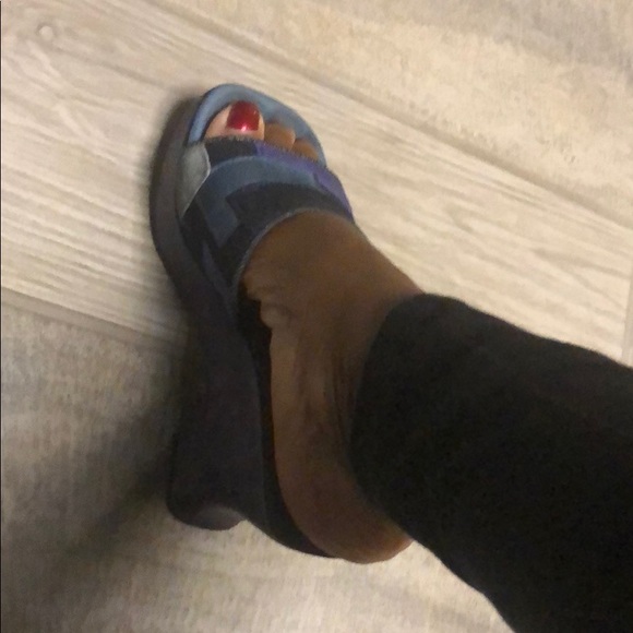 Steve Madden Denim Suede Shoes - Picture 4 of 5